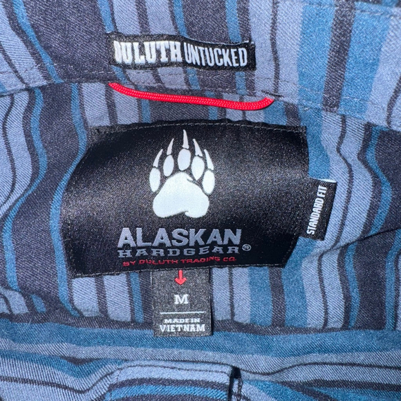 Men's Duluth Untucked Alaskan Hardgear Button-down Standard fit Medium Striped - Picture 3 of 12